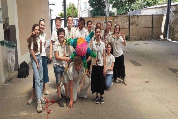 ¡La fiesta de la piñata!